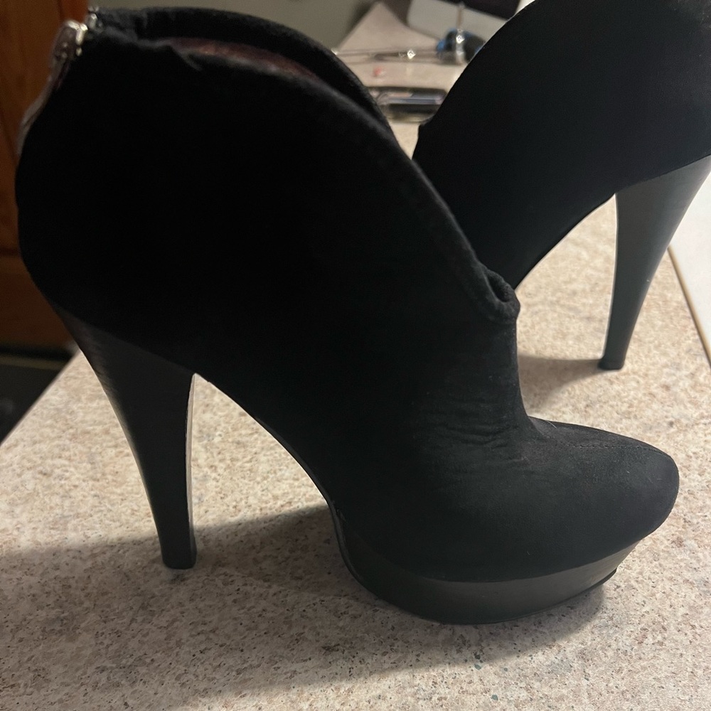 Bakers Black Platform Ankle Boot Booties Heels Womens Size  5 Vintage Rare